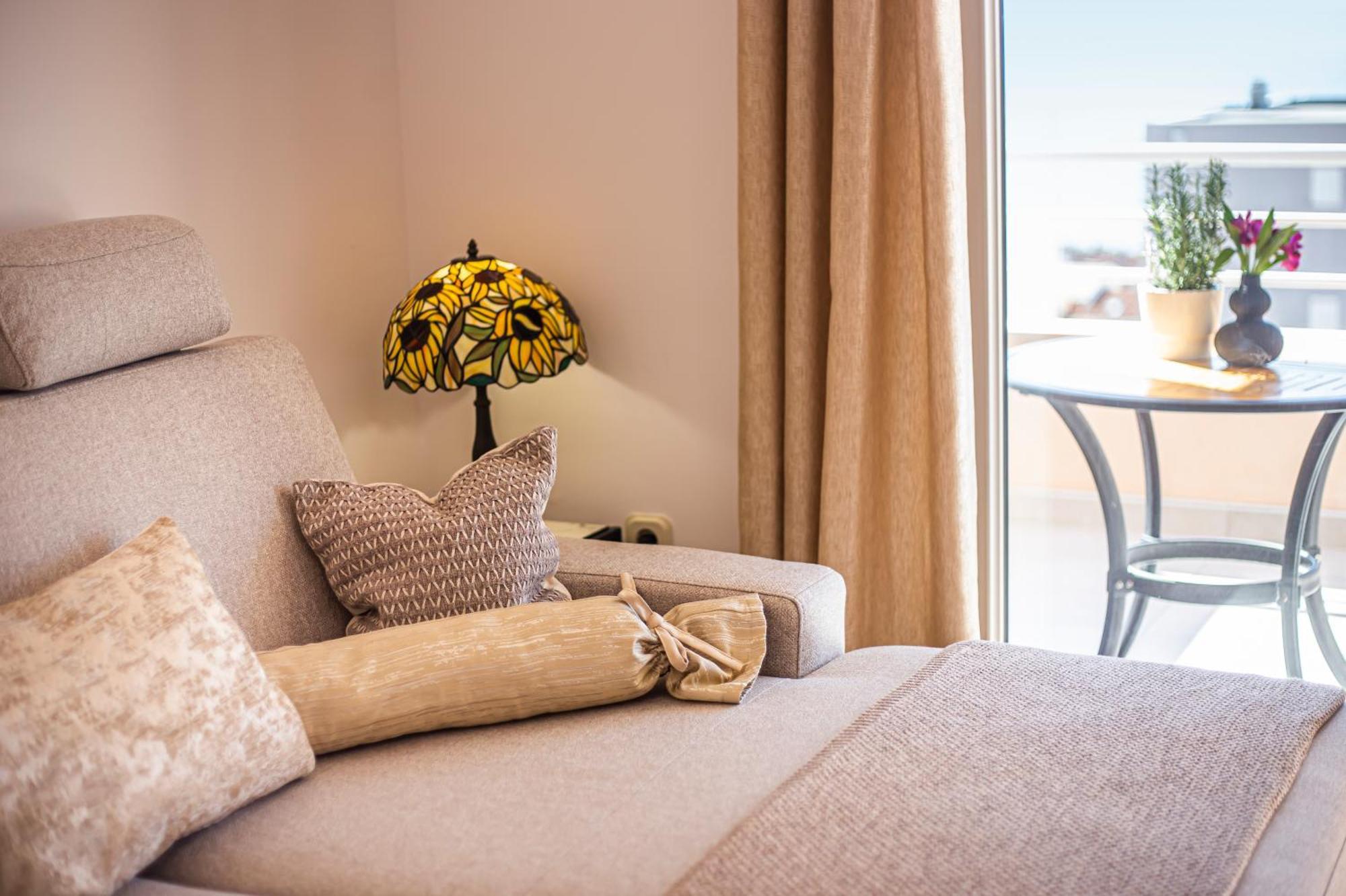 Apartment Anita With Amazing Sea View Makarska Exterior photo