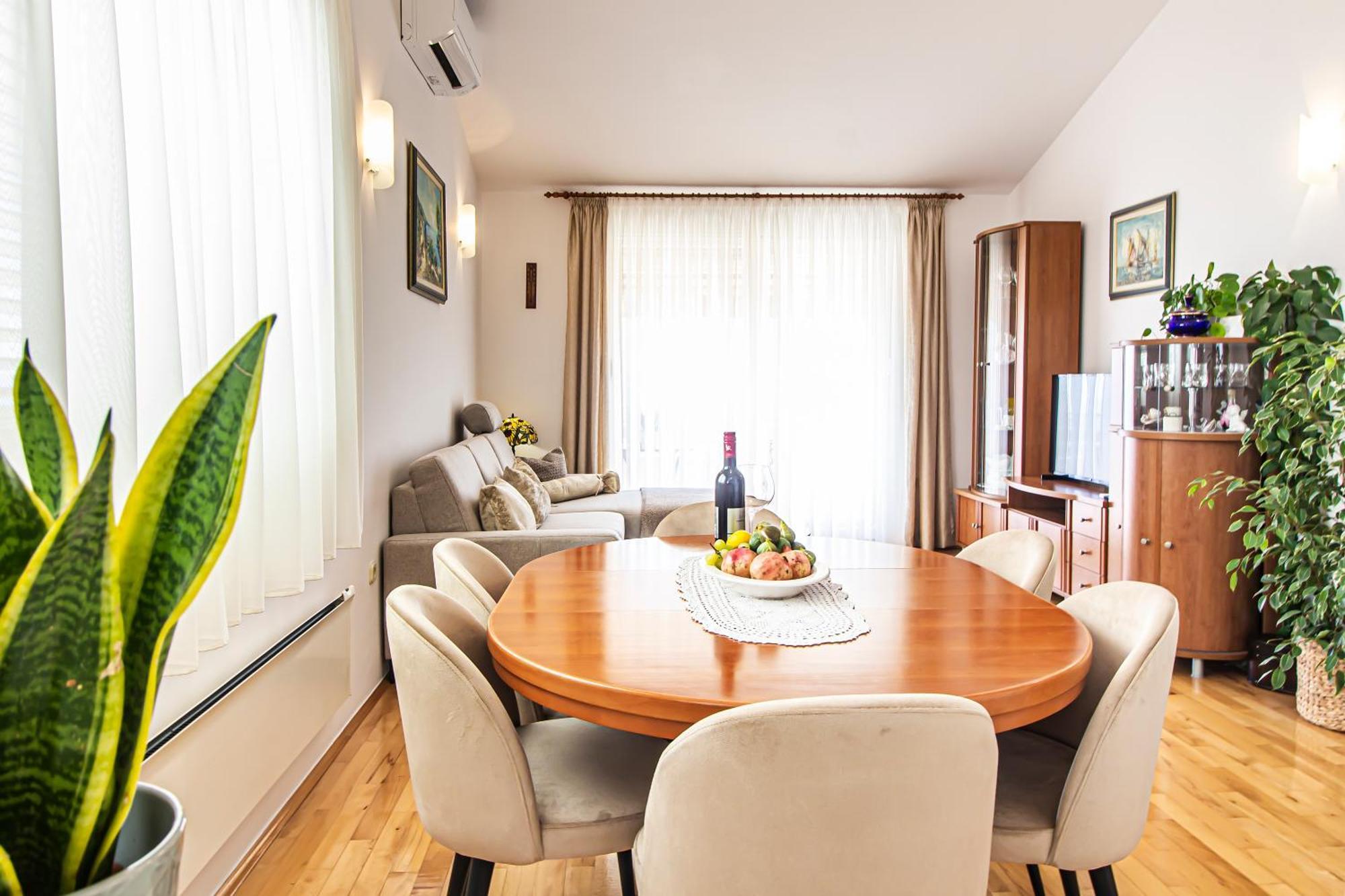 Apartment Anita With Amazing Sea View Makarska Exterior photo