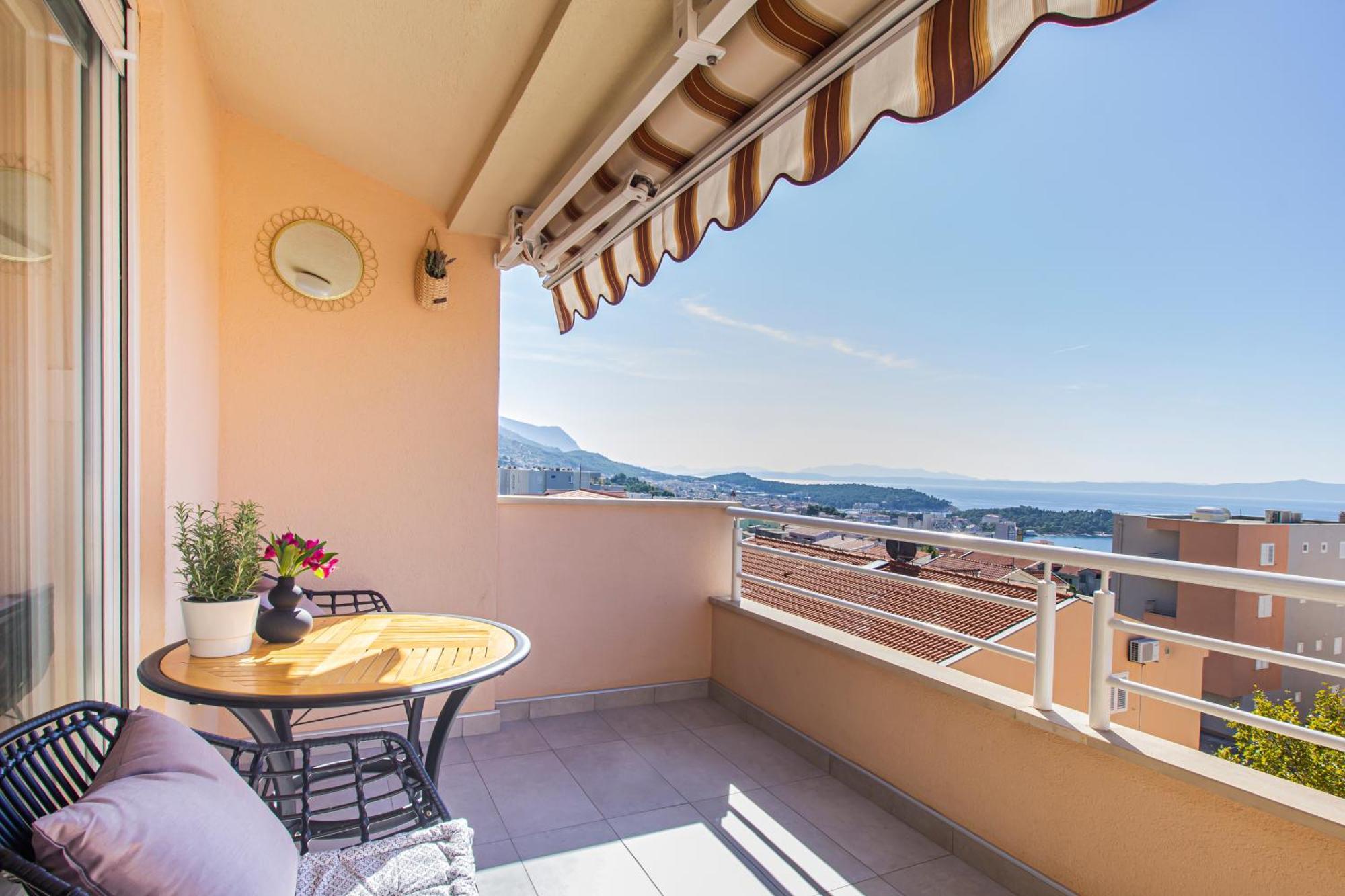 Apartment Anita With Amazing Sea View Makarska Exterior photo