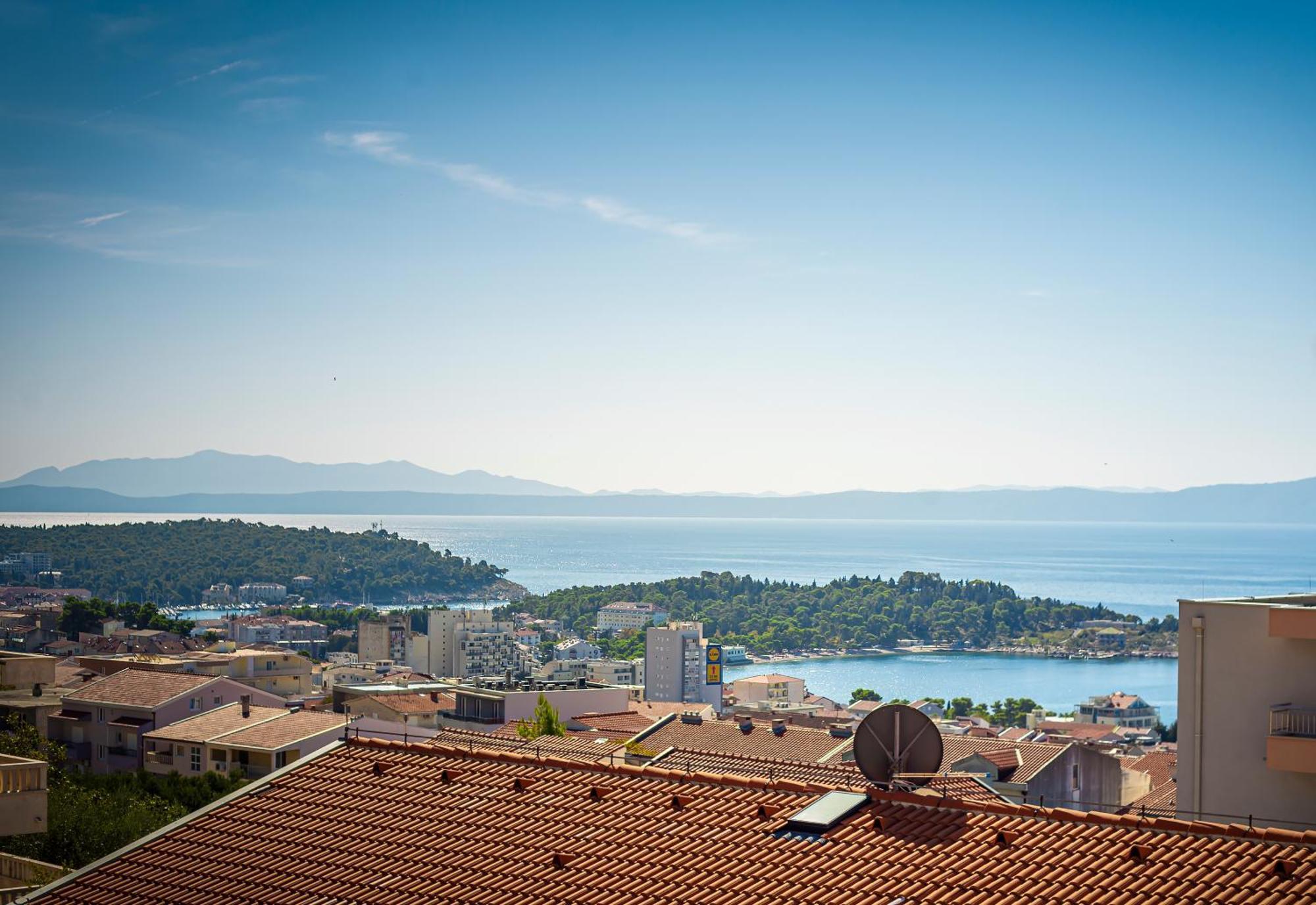 Apartment Anita With Amazing Sea View Makarska Exterior photo