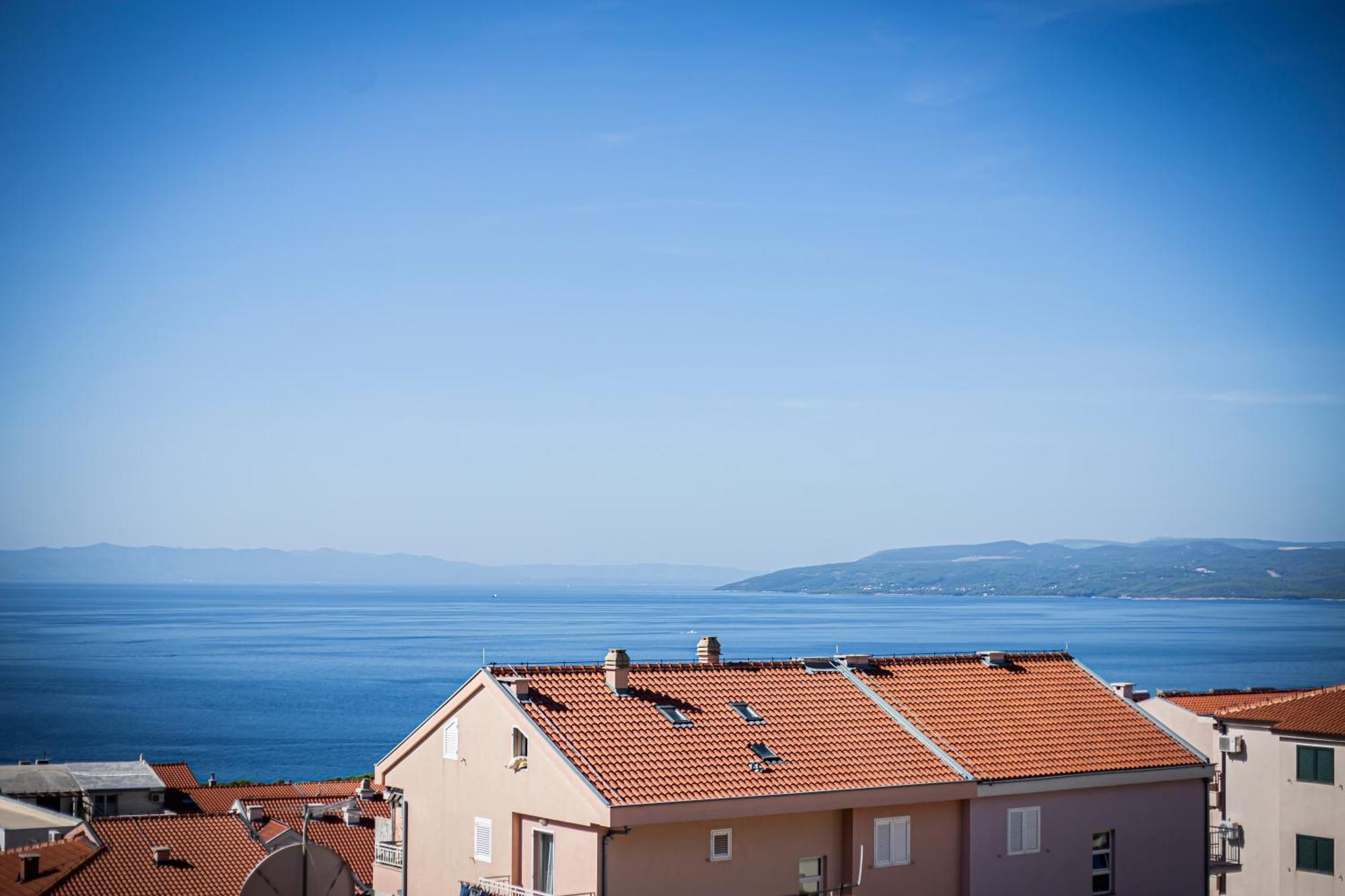 Apartment Anita With Amazing Sea View Makarska Exterior photo