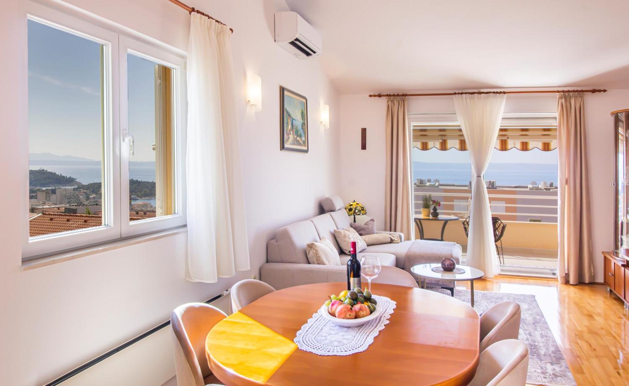 Apartment Anita With Amazing Sea View Makarska Exterior photo